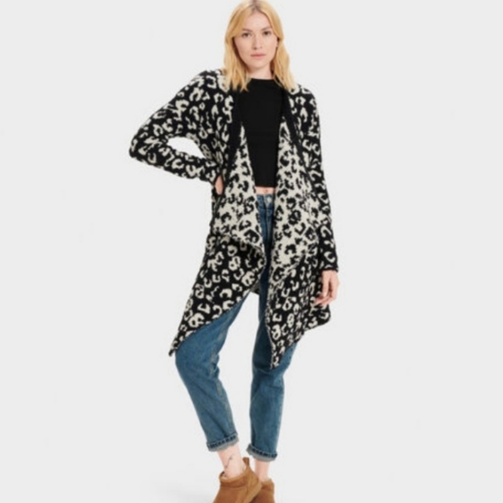 Ugg Phoebe Wrap Cardigan Leppard Print in Large Designer Sherpa Warm Winter Cozy
